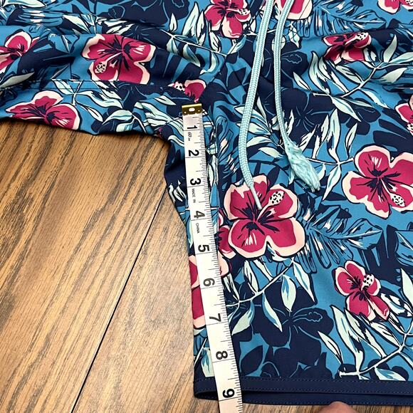 Tommy Bahama swim trunks navy pink floral 30 - Picture 5 of 7